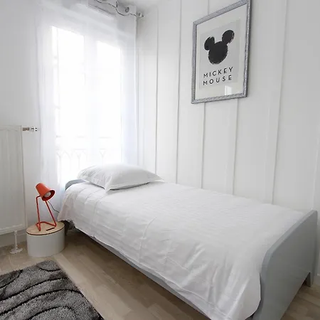 Nova4- Cozy 8 Ppl- Near Disneyland Paris * セリ