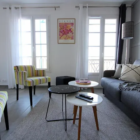 Nova4- Cozy 8 Ppl- Near Disneyland Paris アパート